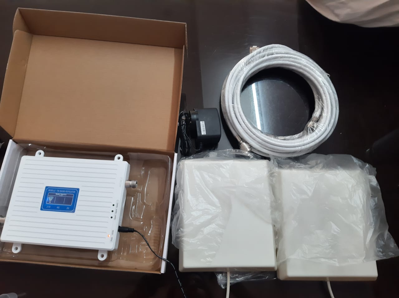 3G/4G JIO Mobile Phone Signal Booster for All Networks, Boosts & Data Also Complete Kit Area Coverage 2500Sq.Ft