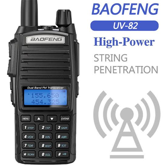 Talkcomm Black UV-82 Walkie Talkie with Earphone (Pack of 1)